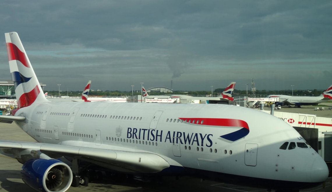 Vliegtuig van British Airways staat klaar